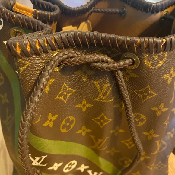 Louis Vuitton Monogram Noe - Picture 5 of 5